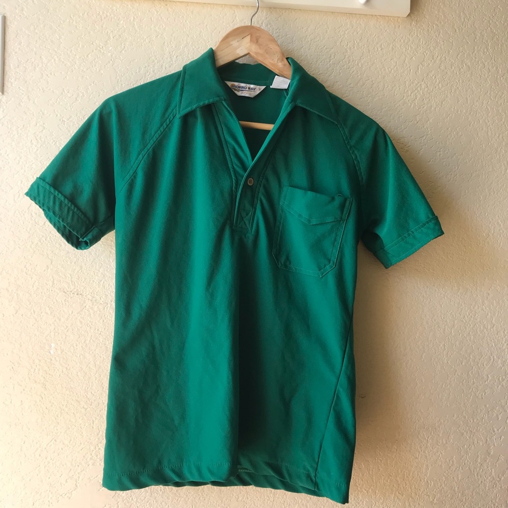 ⛔️SOLD⛔️Vintage Forest Green Polyester Shirt